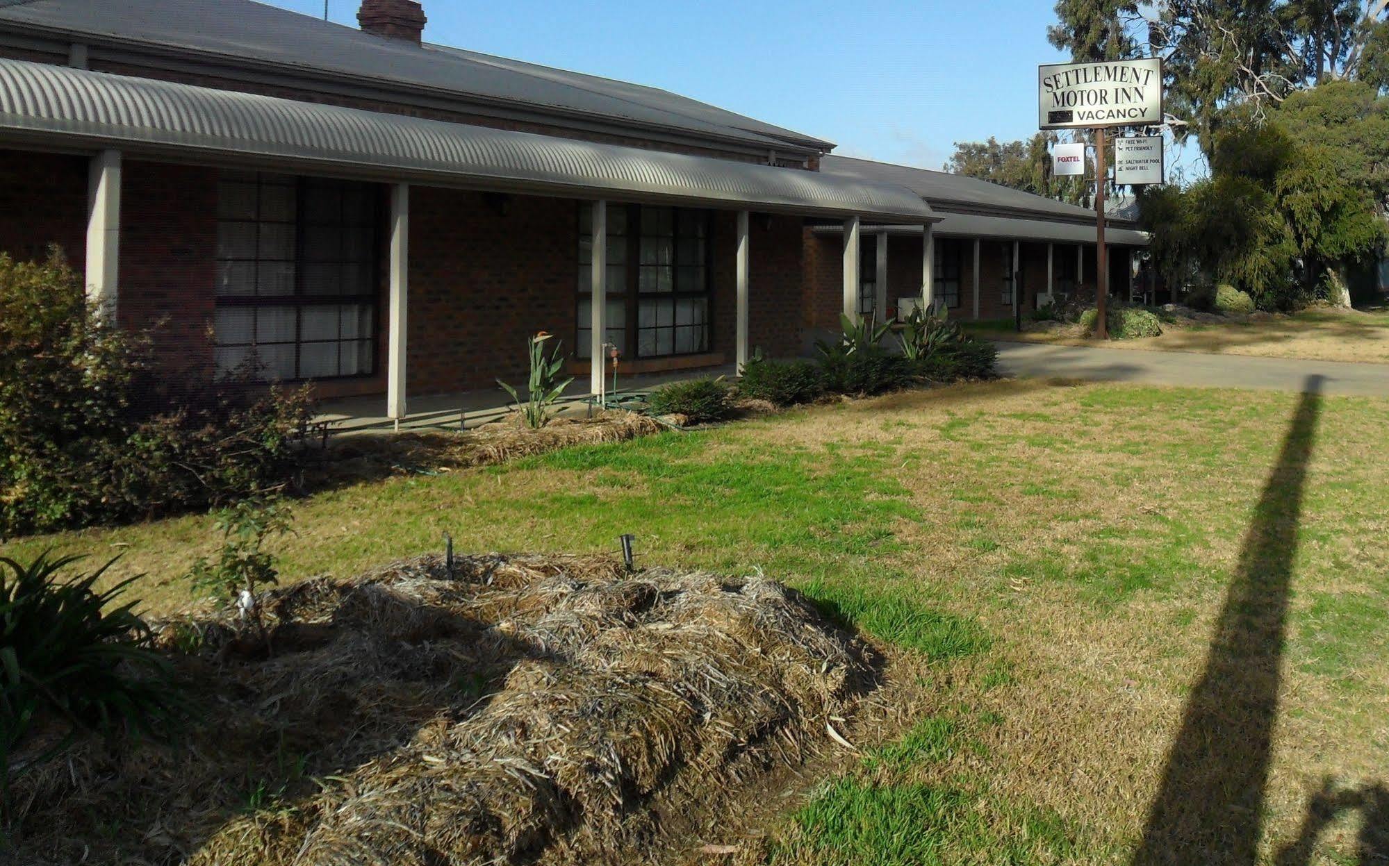 Settlement Motor Inn Deniliquin Luaran gambar