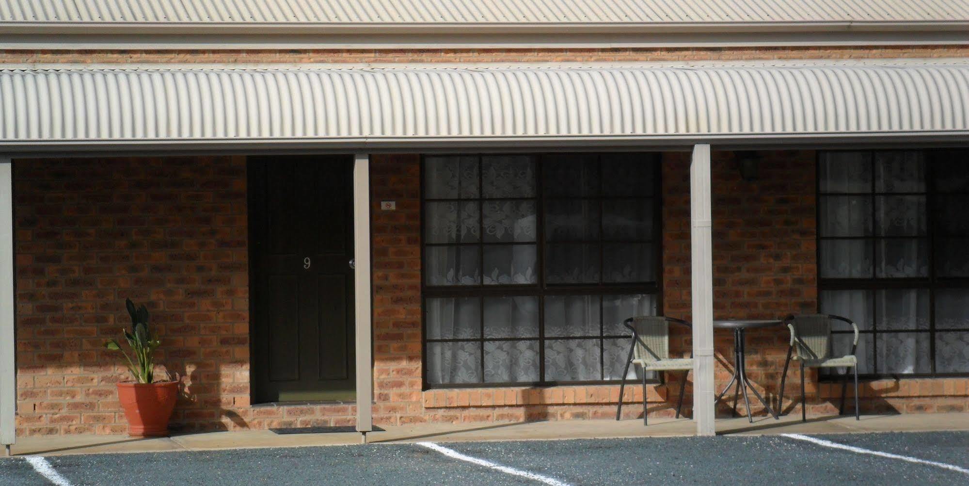 Settlement Motor Inn Deniliquin Luaran gambar