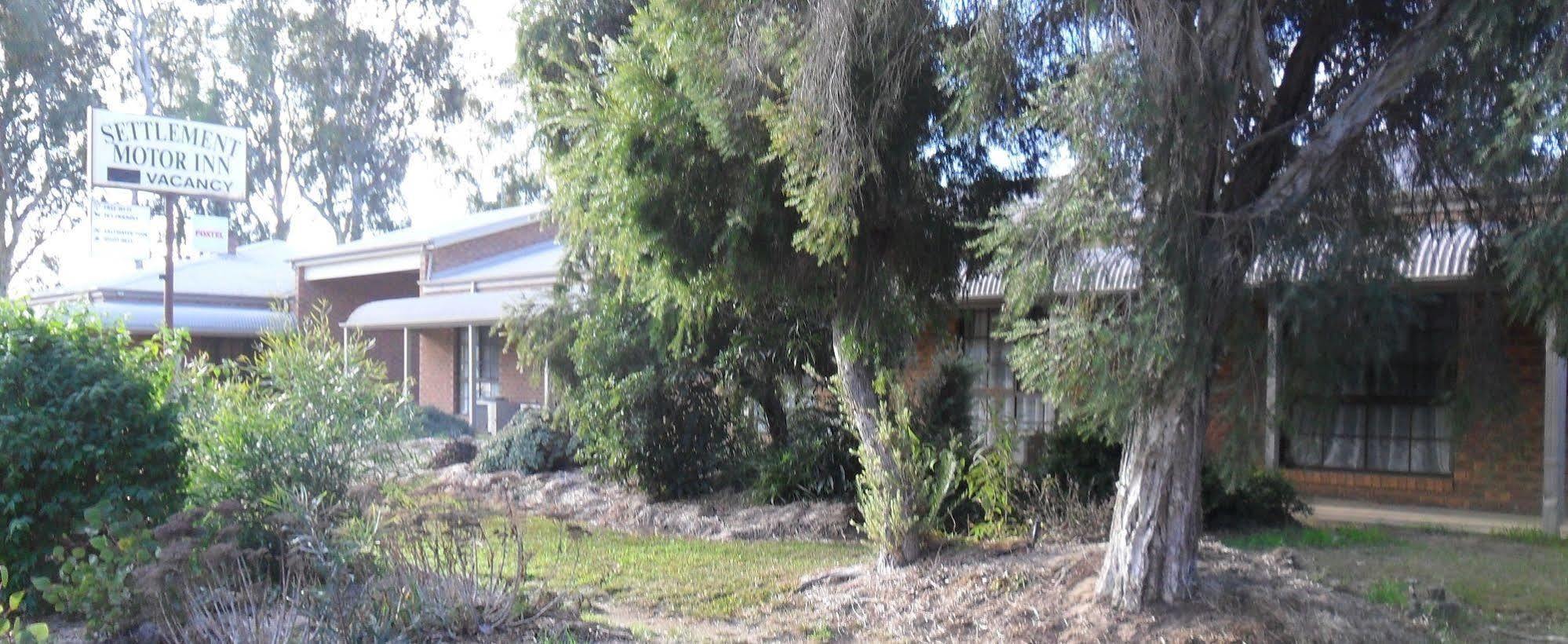 Settlement Motor Inn Deniliquin Luaran gambar
