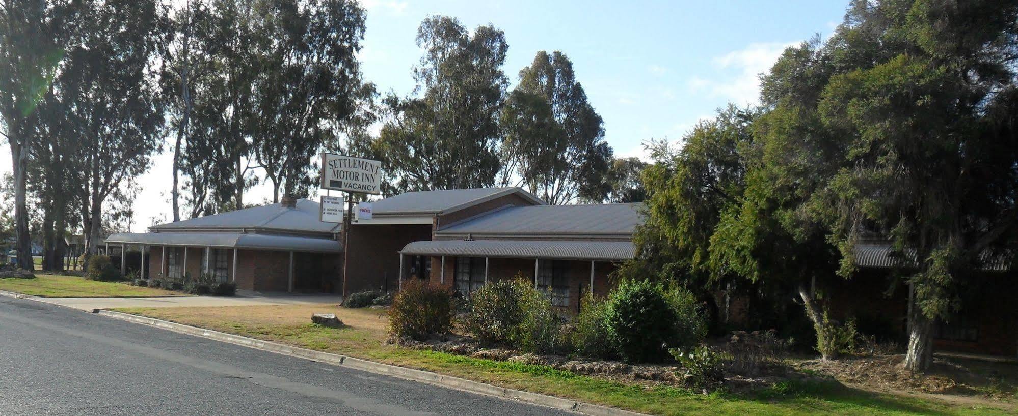 Settlement Motor Inn Deniliquin Luaran gambar