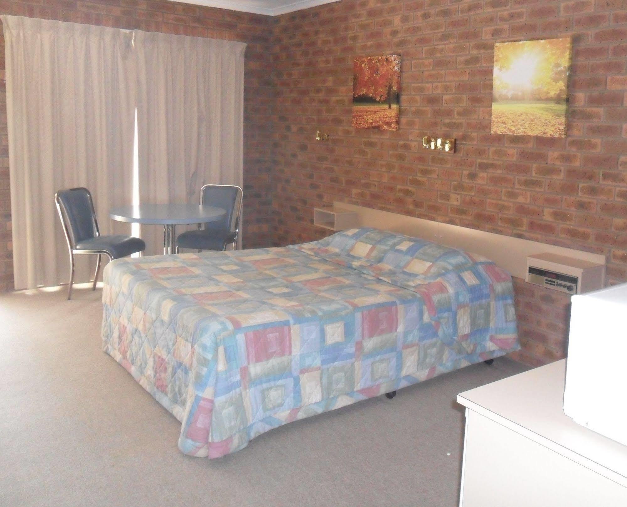 Settlement Motor Inn Deniliquin Luaran gambar