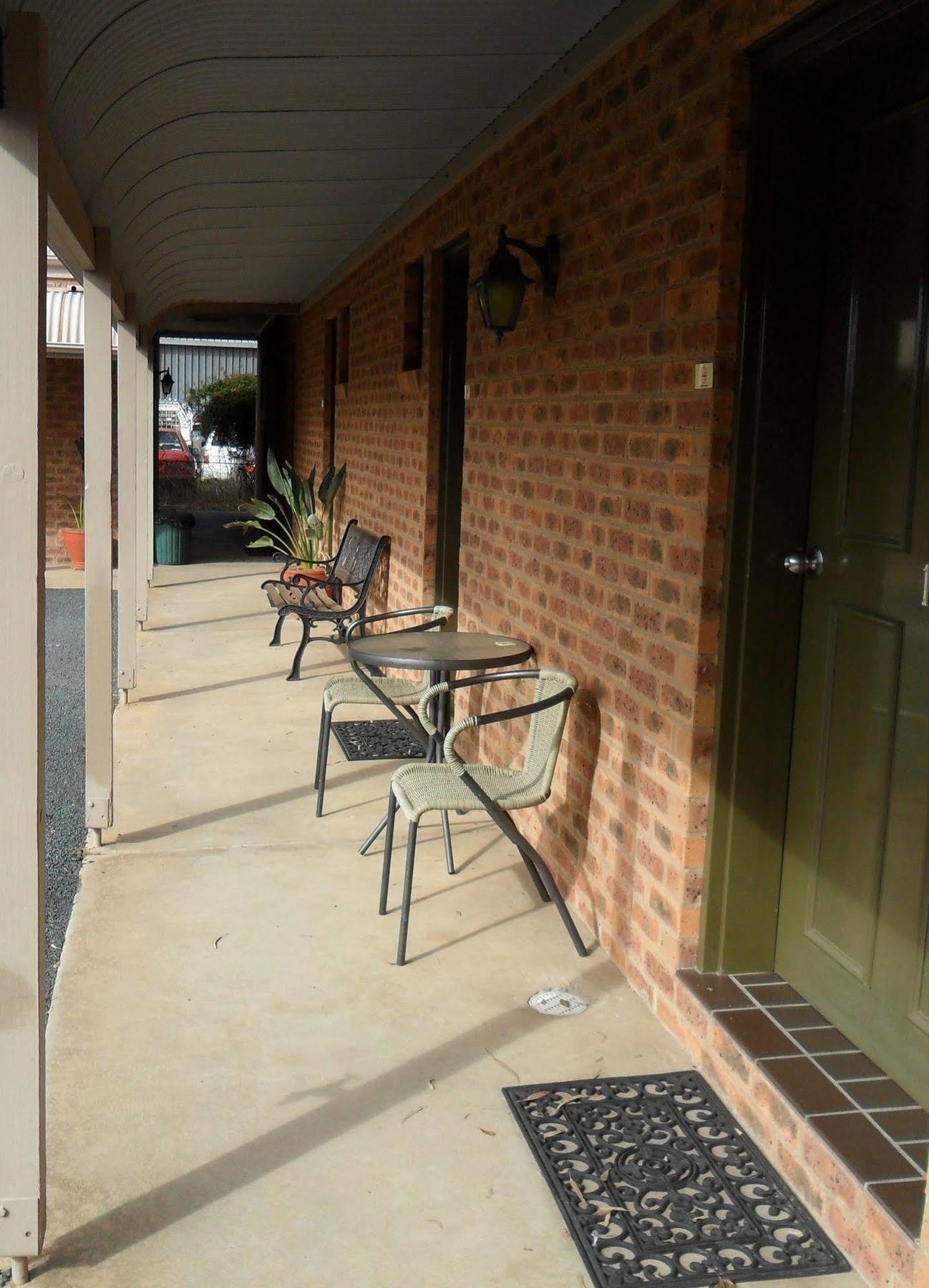 Settlement Motor Inn Deniliquin Luaran gambar