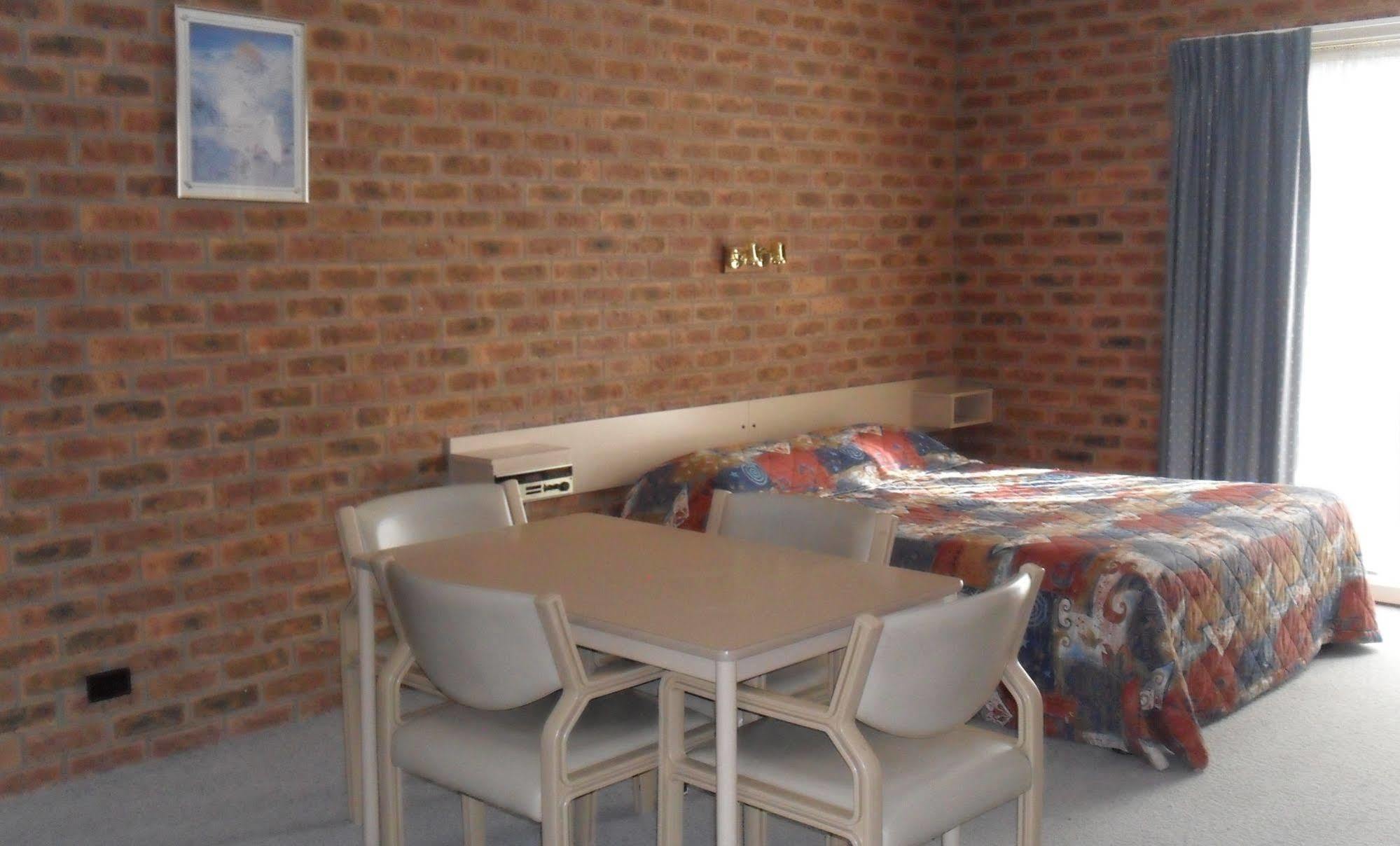 Settlement Motor Inn Deniliquin Luaran gambar
