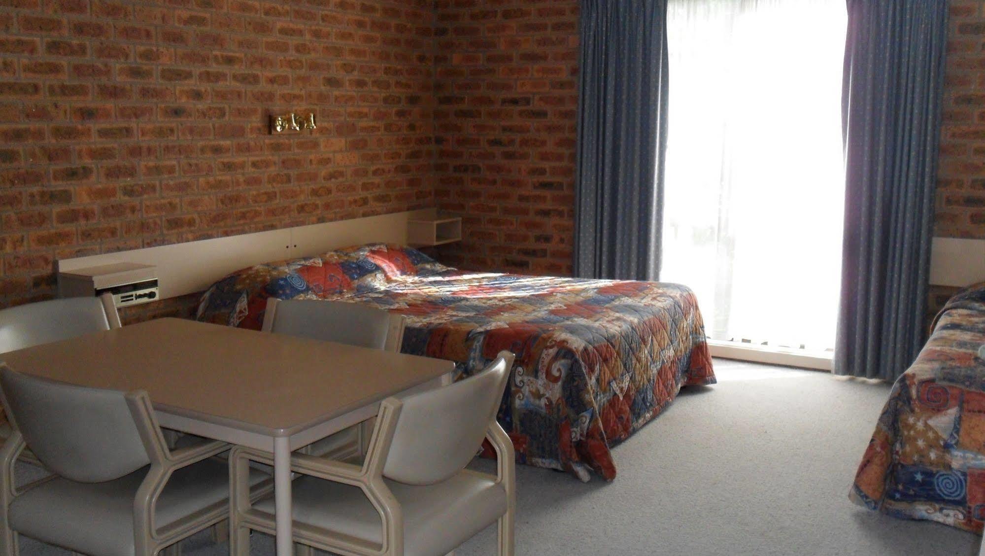 Settlement Motor Inn Deniliquin Luaran gambar