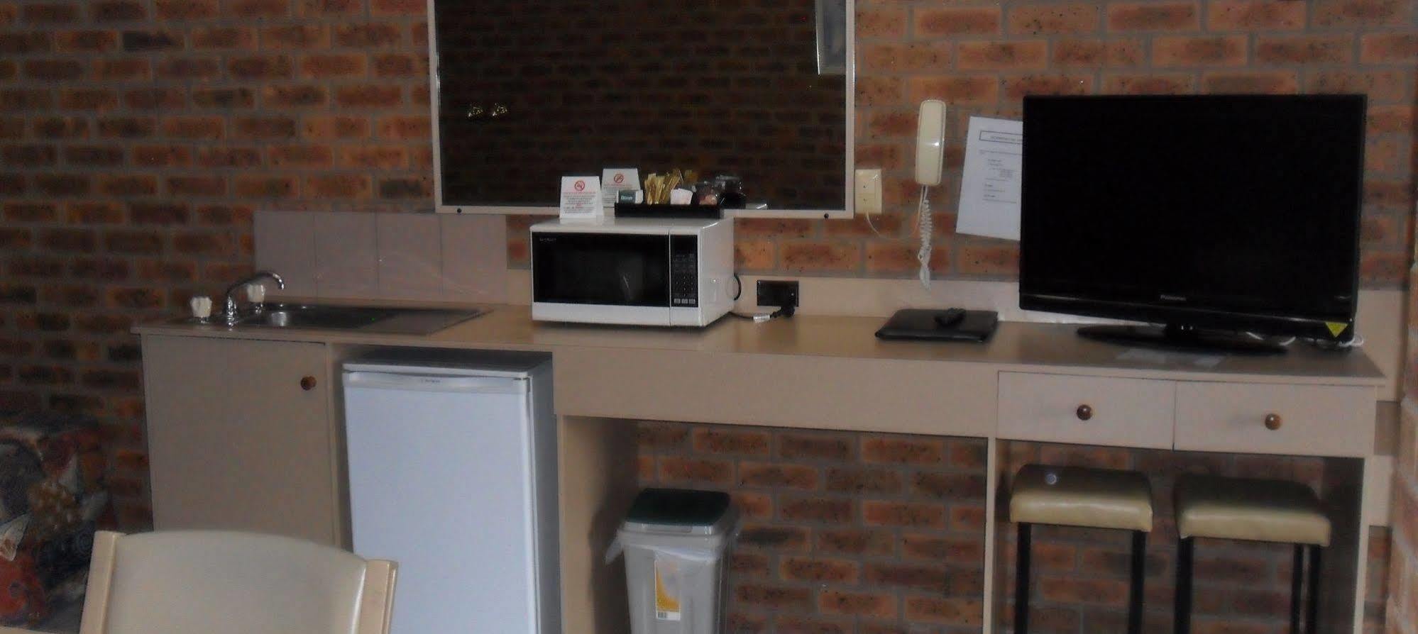 Settlement Motor Inn Deniliquin Luaran gambar